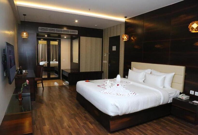 Pristine Hotel, Varanasi