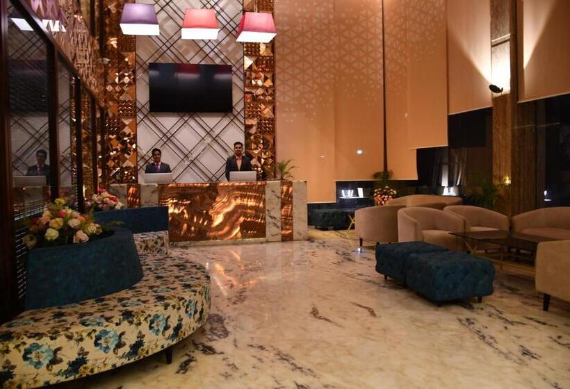 Pristine Hotel, Varanasi