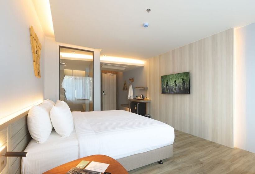 The Signature Hotel Airport