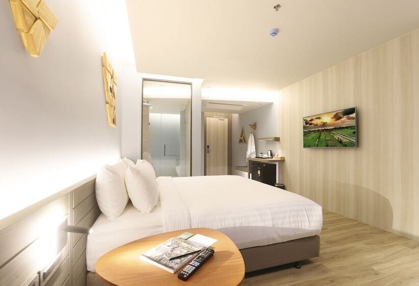 The Signature Hotel Airport