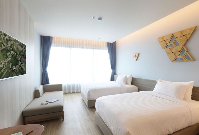 The Signature Hotel Airport