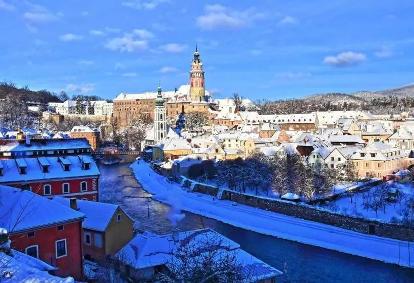 Aamiaismajoitus (B&B) Element