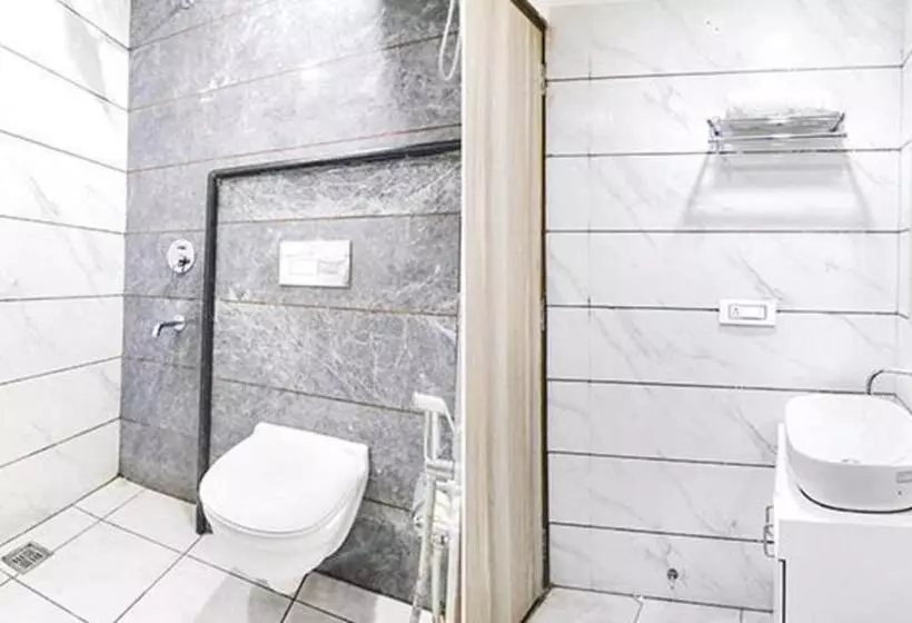 Fabhotel Welcome Residency