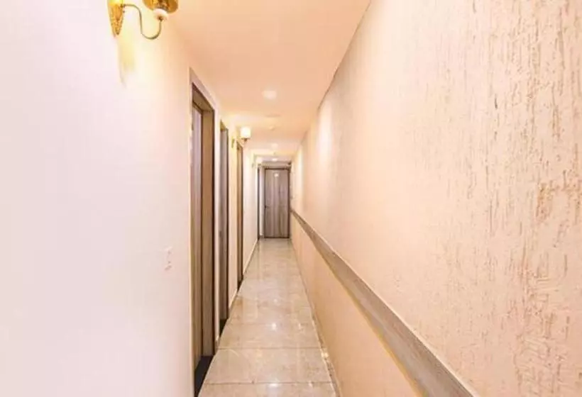 Fabhotel Welcome Residency