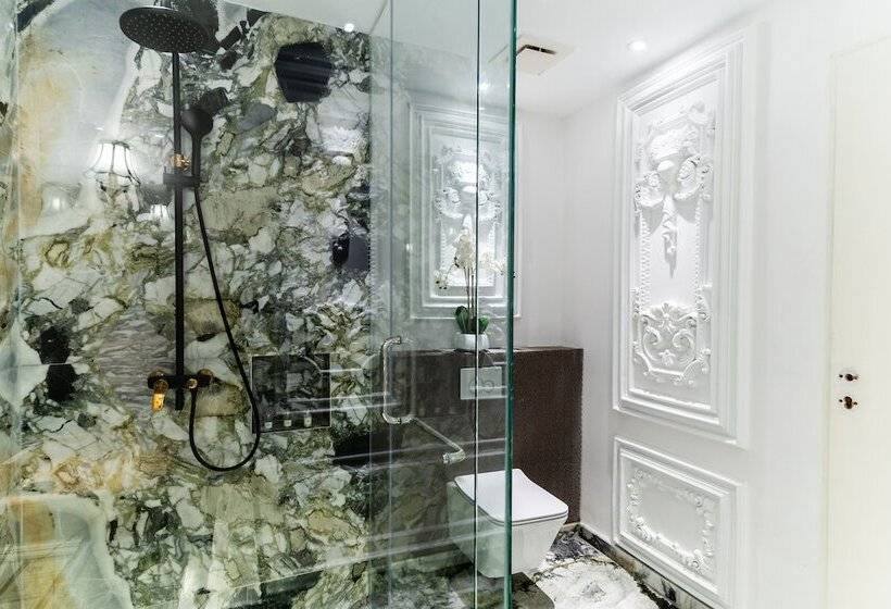 هتل Arte By Thomas Chan