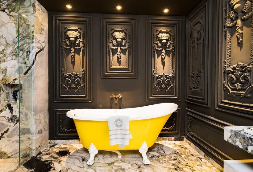 هتل Arte By Thomas Chan