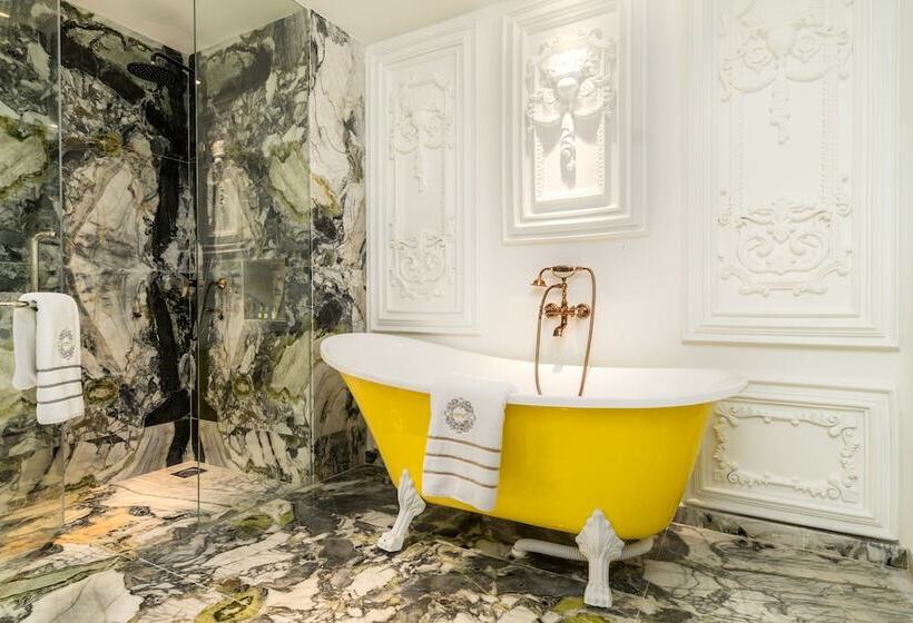 هتل Arte By Thomas Chan