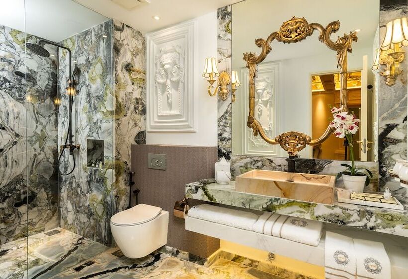 هتل Arte By Thomas Chan