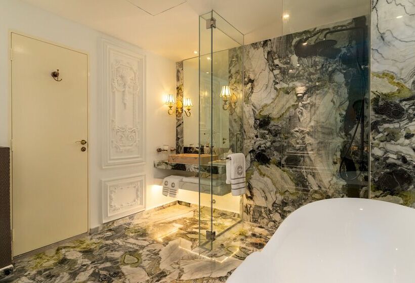 هتل Arte By Thomas Chan