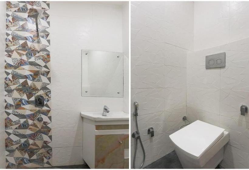 Hotel Oyo 76202 Aditya Guest House