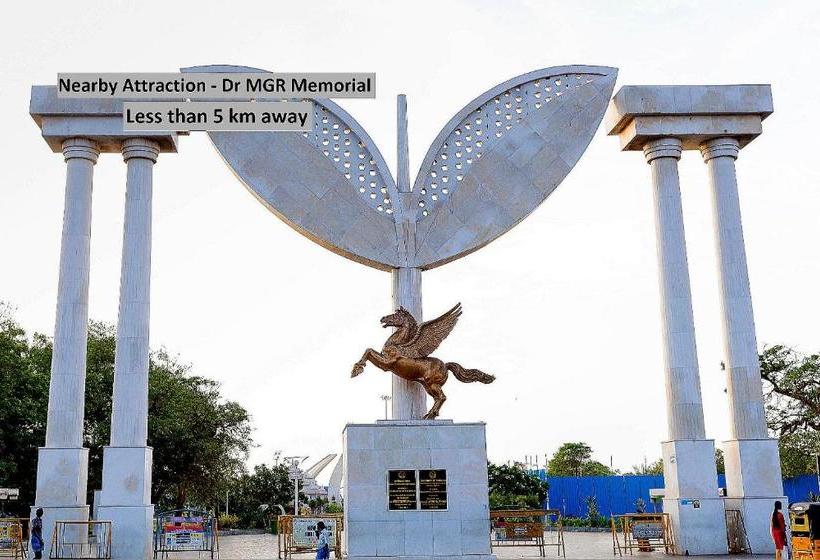 Hotelli Oyo 76300 Rvp Residency