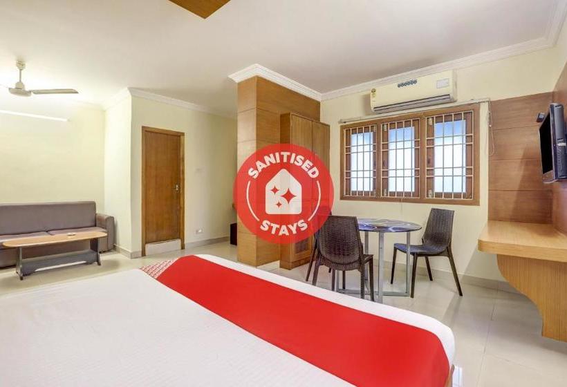 Hotelli Oyo 76300 Rvp Residency