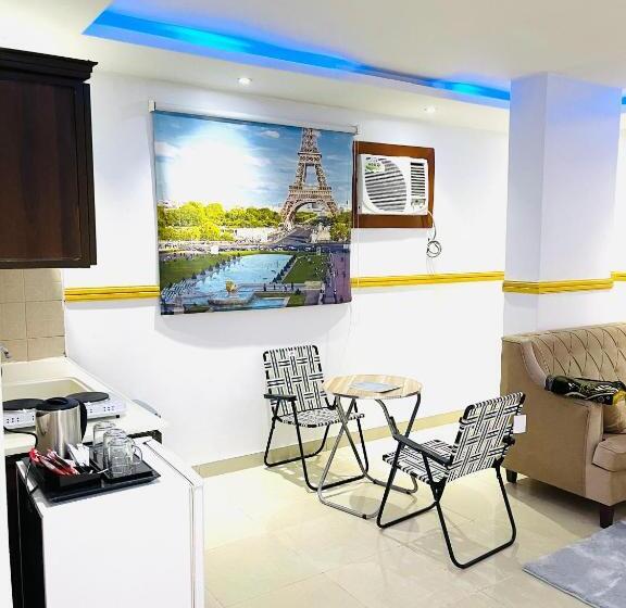 Al Quba Al Thahbia Hotel Suites 2