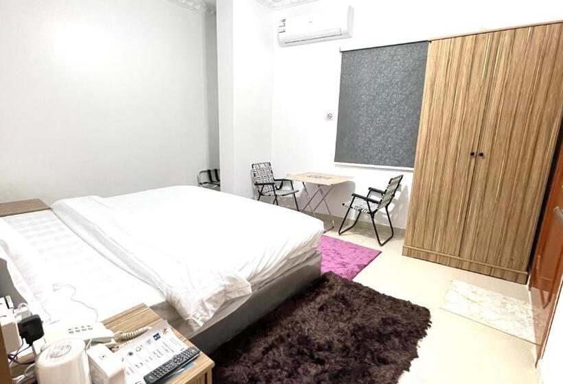 Al Quba Al Thahbia Hotel Suites 2