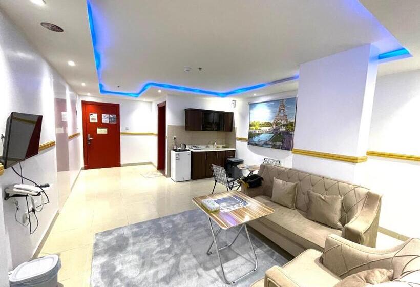 Al Quba Al Thahbia Hotel Suites 2