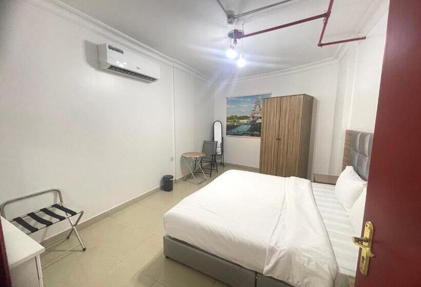 Al Quba Al Thahbia Hotel Suites 2