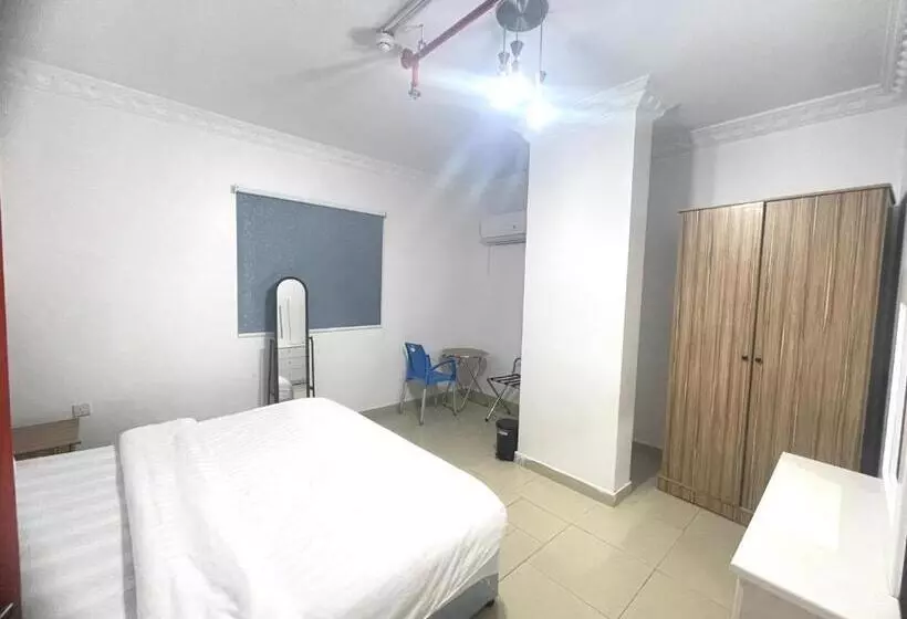 Al Quba Al Thahbia Hotel Suites 2
