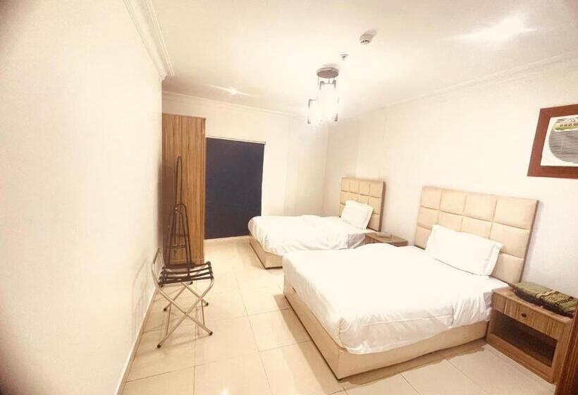 Al Quba Al Thahbia Hotel Suites 2