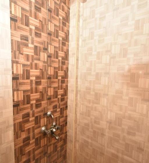 ユースホステル Ganesh Guesthouse