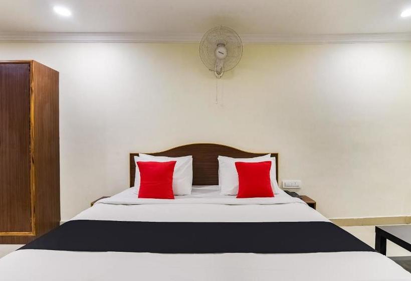 호텔 Capital O 49041  Shri Balaji Residency