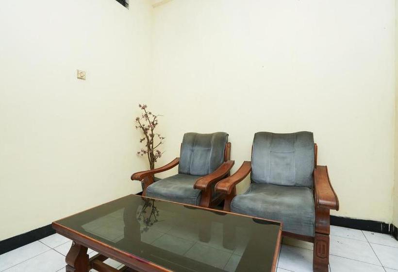 Hotel Oyo 2612 Pondok Rizqi Syariah