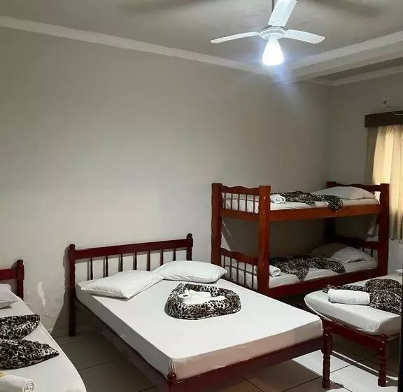 ホテル Romaria Aparecida