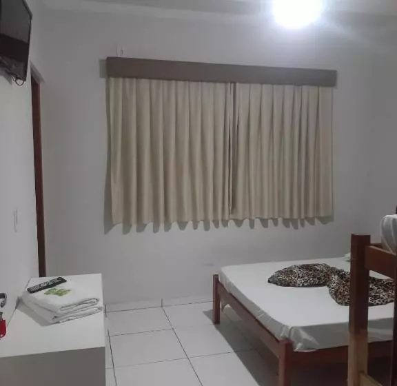 ホテル Romaria Aparecida