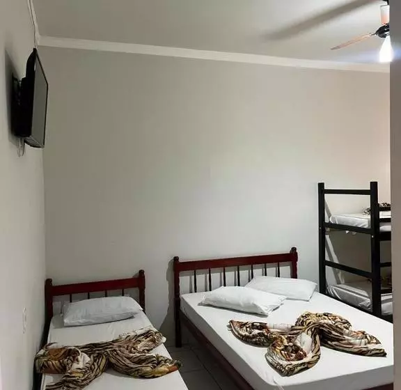 ホテル Romaria Aparecida