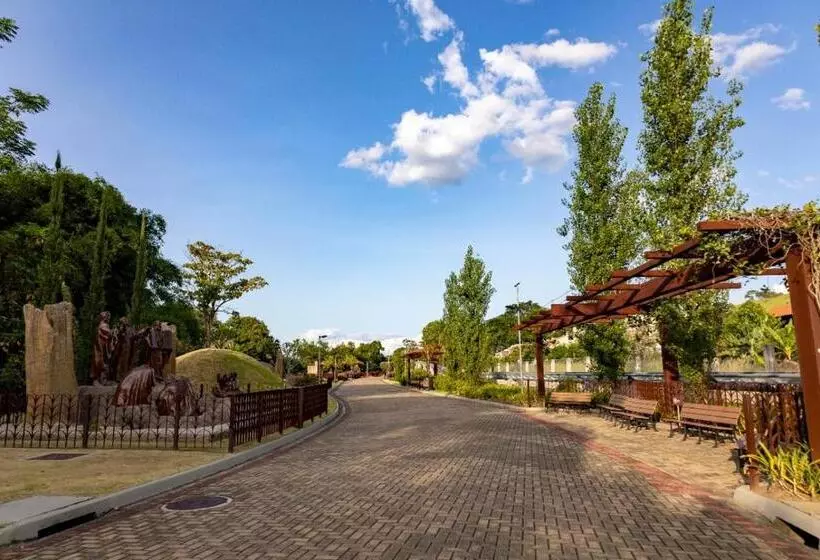 ホテル Romaria Aparecida