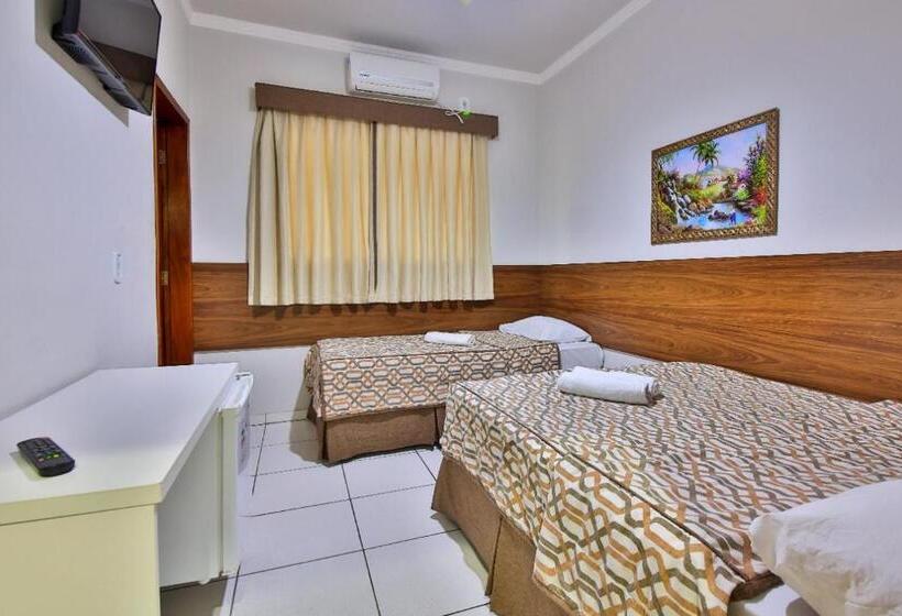 ホテル Romaria Aparecida