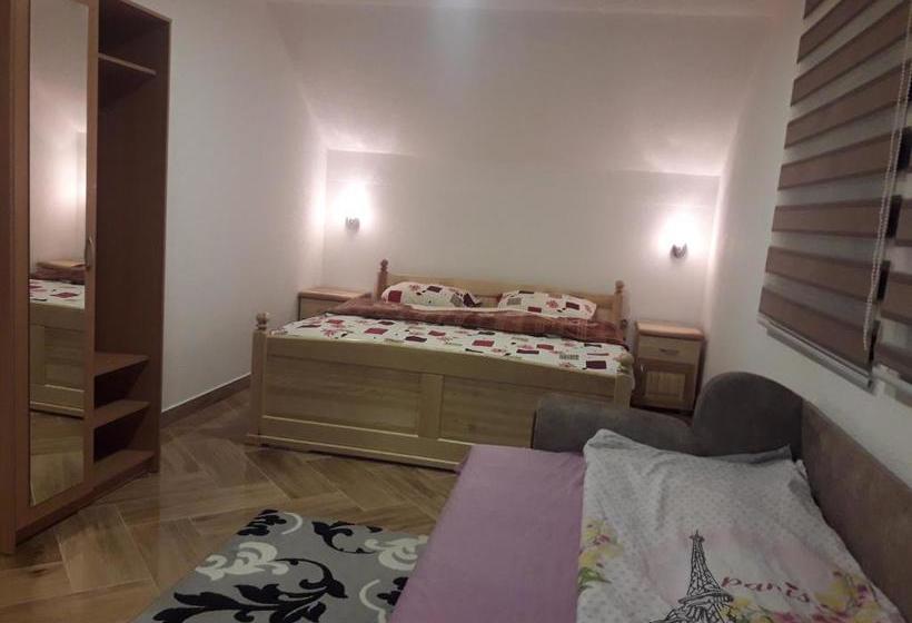 پانسیون Vučeljić Rooms