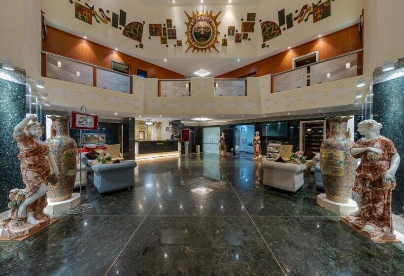 فندق Surya Executive 3 Star