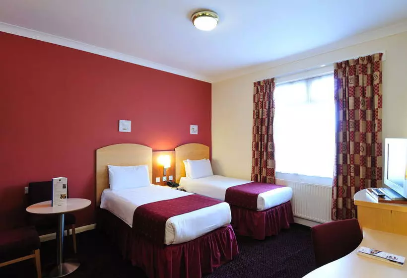 Comfort Hotel Harrow
