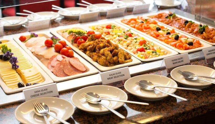 Avalon Hotel & Conferences