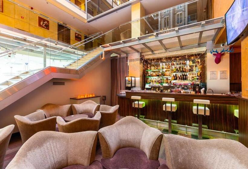 Avalon Hotel & Conferences