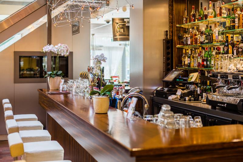 Avalon Hotel & Conferences