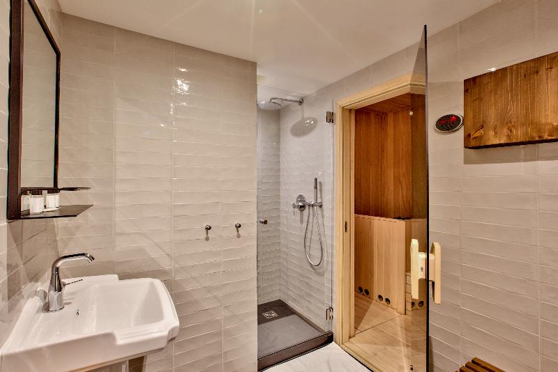 هتل Maison Barbès