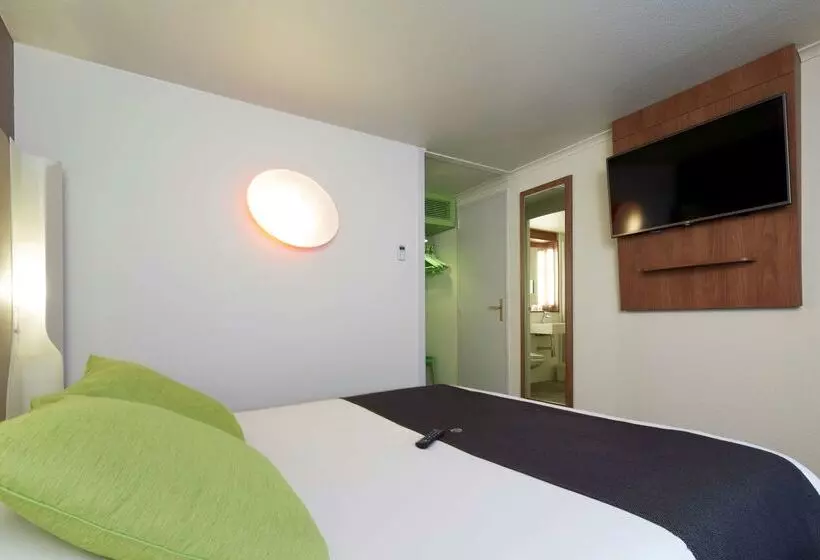 هتل Campanile Villejust Za Courtaboeuf