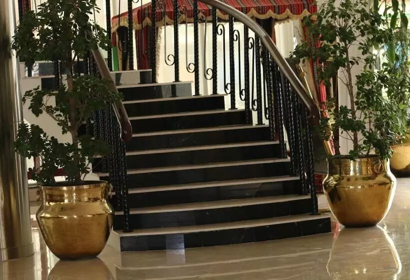 Dubai Grand Hotel By Fortune, Dubai Airport