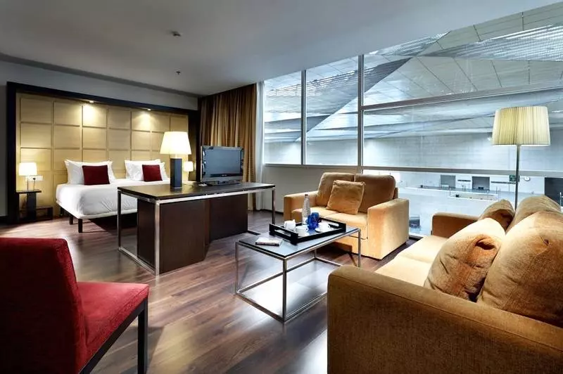 Отель Eurostars Zaragoza