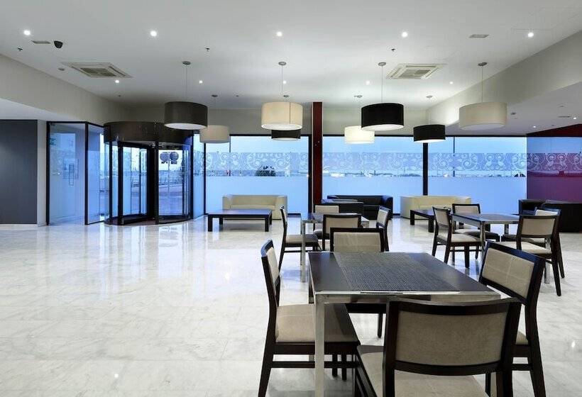 Отель Eurostars Zaragoza