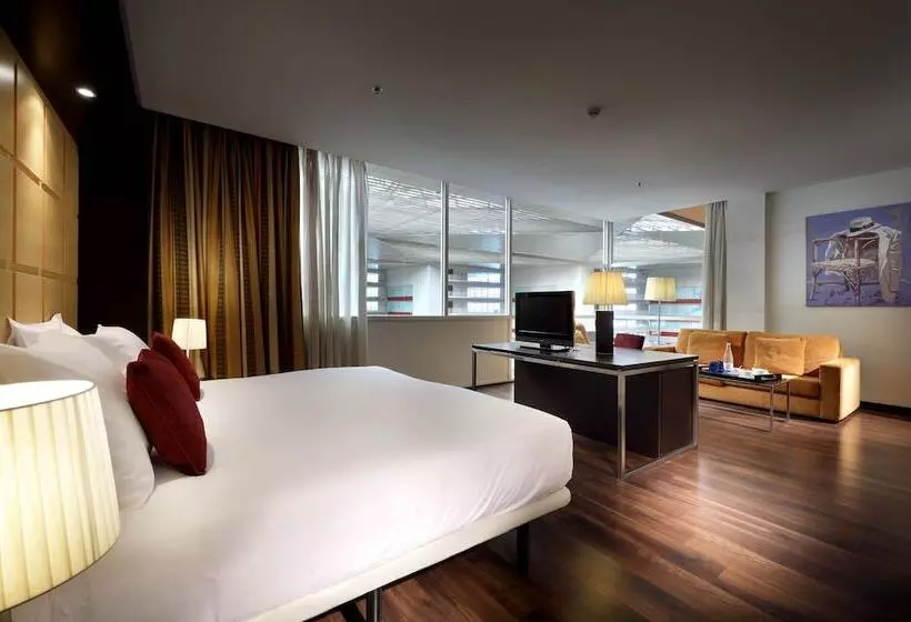 Отель Eurostars Zaragoza