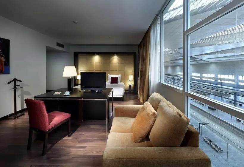 Отель Eurostars Zaragoza