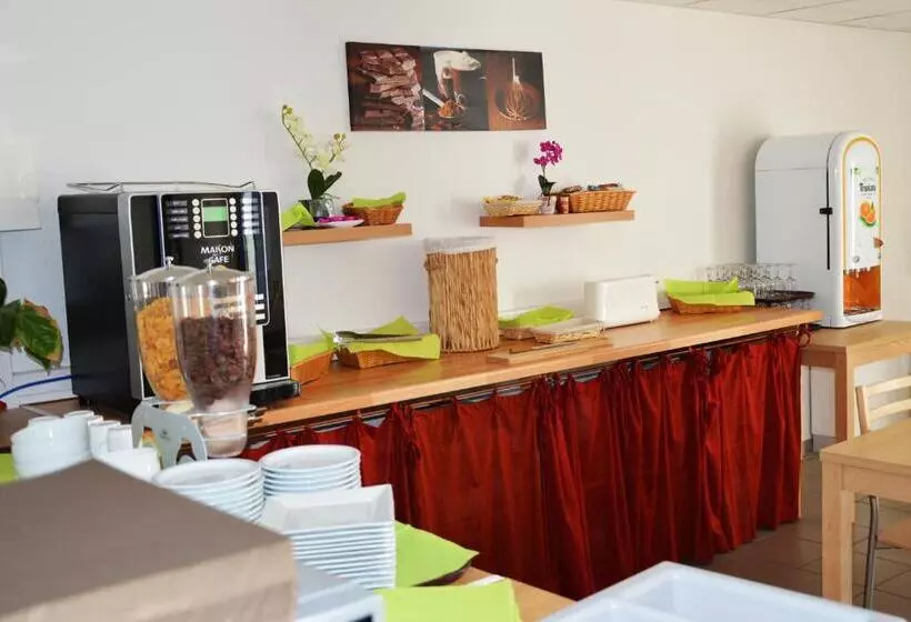 Отель La Résidence Des Oliviers