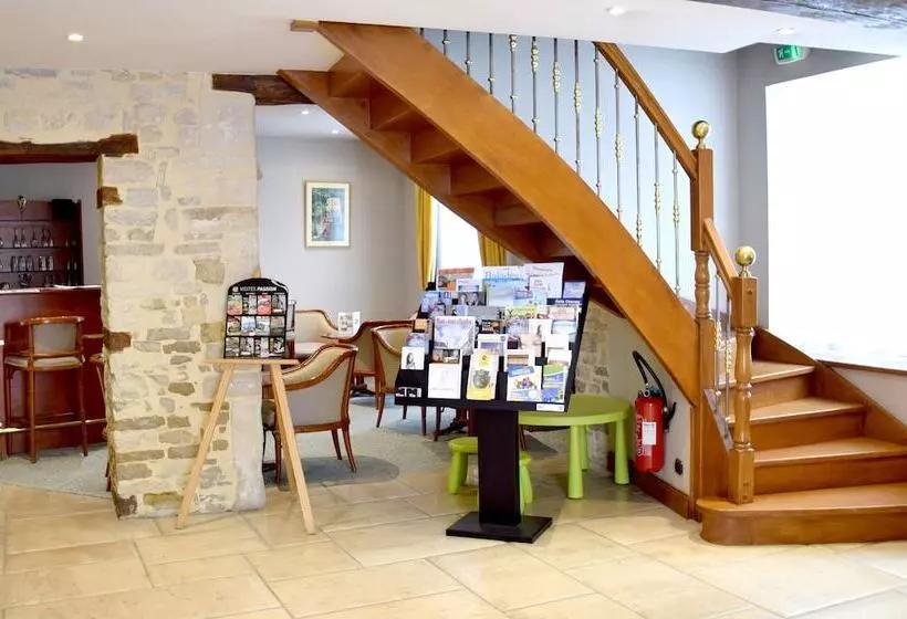 호텔 Logis Le Saint Nicolas