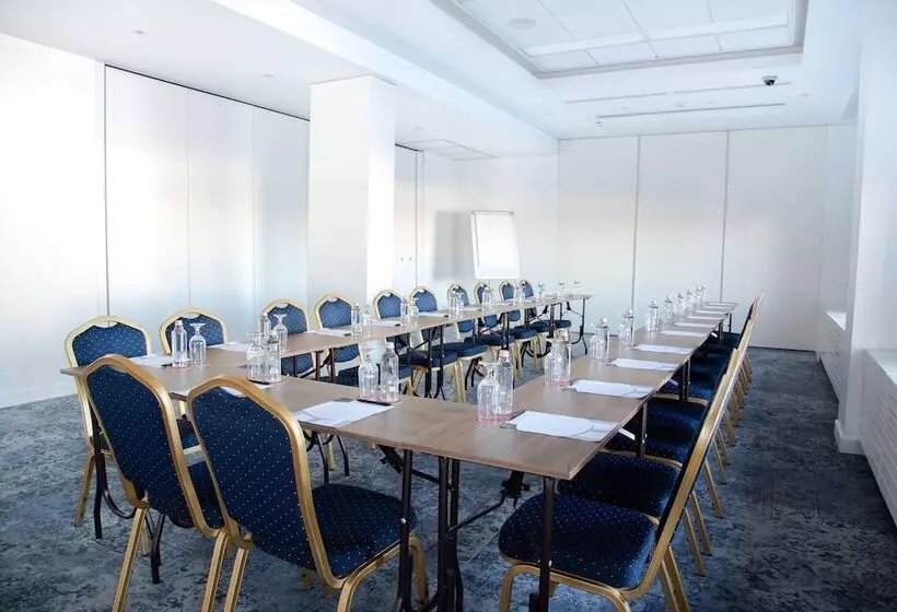 Metropolitan Hotel Sofia, A Member Of Radisson Individuals