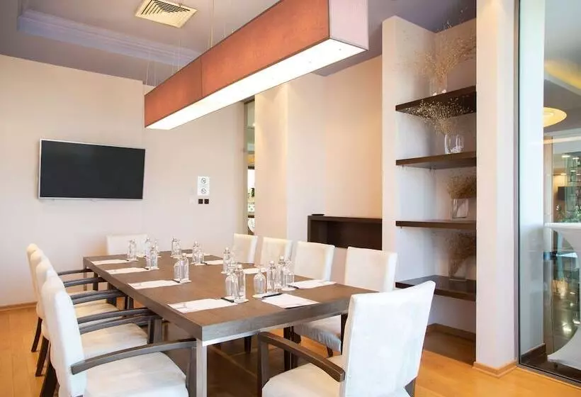 Metropolitan Hotel Sofia, A Member Of Radisson Individuals