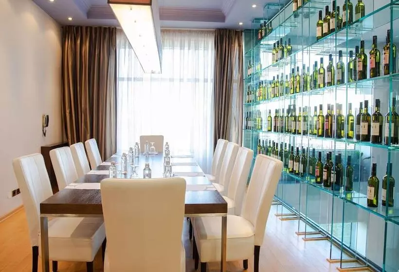 Metropolitan Hotel Sofia, A Member Of Radisson Individuals