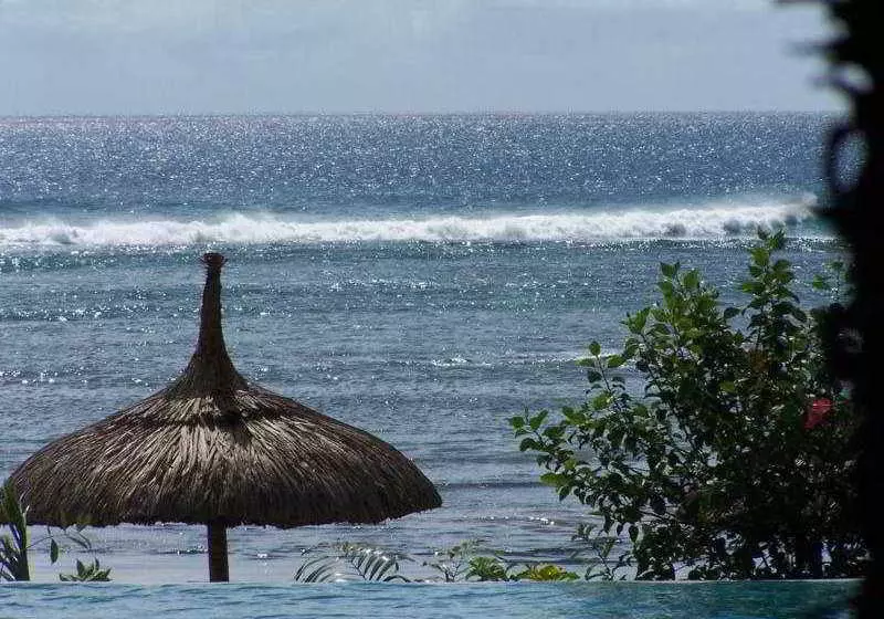 هتل Oasis Beach Club