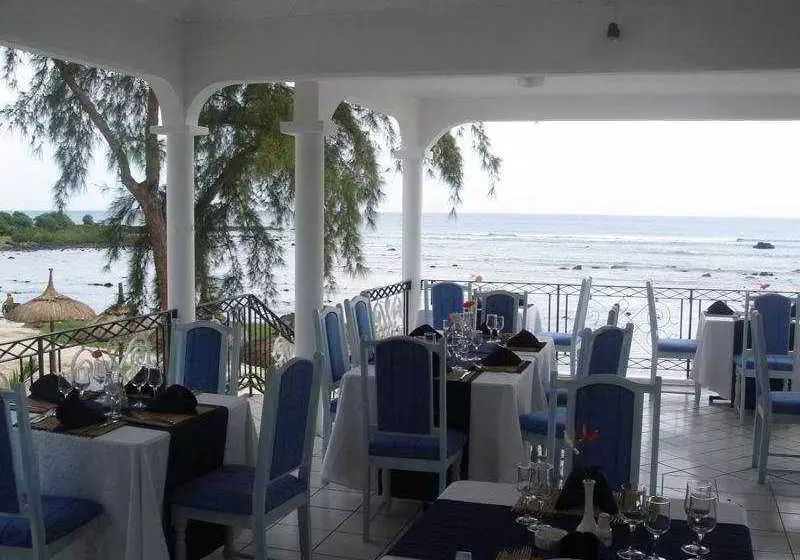 هتل Oasis Beach Club